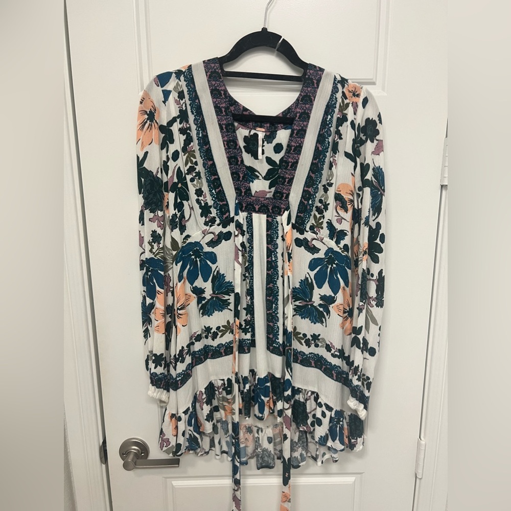 Free People - Long Sleeve Floral Blouse - Size 0